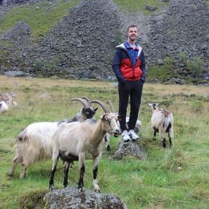 Meet your Posher, Chris